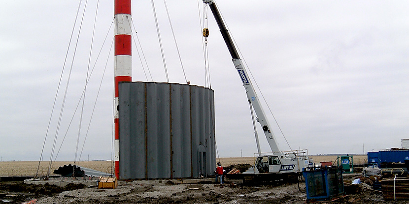 Taylorville Water Tank during construction