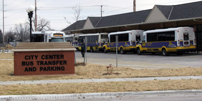 Macomb City Bus Transfer and Parking